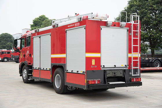 Sinotruk HOWO 6T CAFS Water Foam Tank Fire Engine Specialized Vehicle Price China Manufacturer